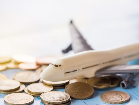 ile-gotowki-mozna-miec-przy-sobie-w-samolocie